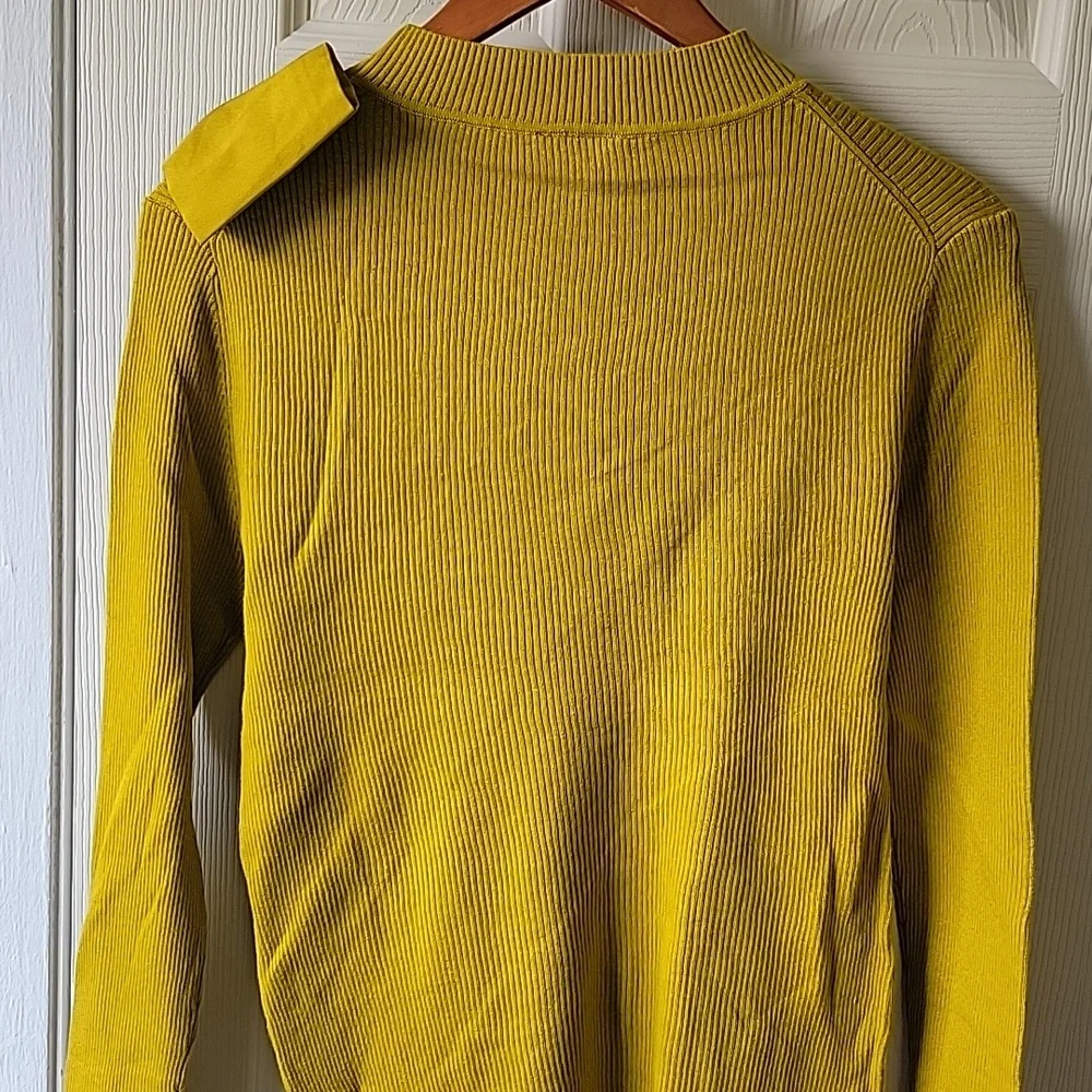 Womens sweater - Picture 3 of 4